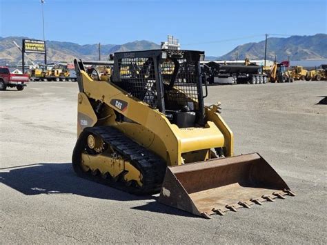 cat 259b3 track dimensions